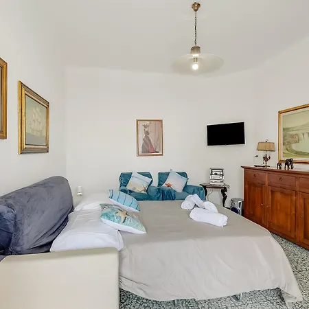 La Maison Di Amilcare Central Sanremo Balcony & Wifi - Happy Rentals アパート サンレモ