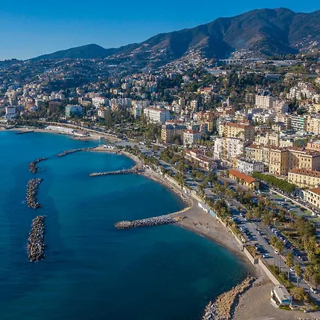 アパート La Maison Di Amilcare Central Sanremo Balcony & Wifi - Happy Rentals
